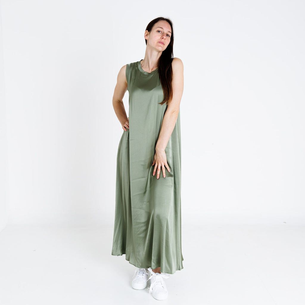 Motel FA736997Q abito donna lungo viscosa salvia p/e 2024 – Les